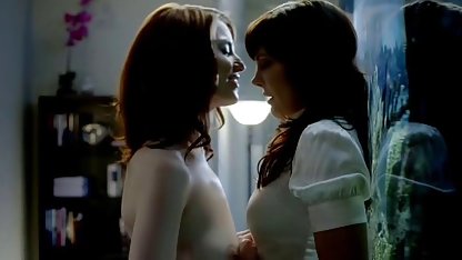 Seksi memasturbasi video full movie bokep dengan kuku yang panjang, masturbasi