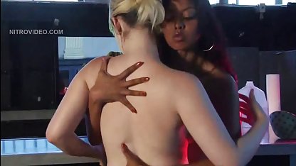 Toket kencang rambut merah ibu dan filem bokeb full peregangan